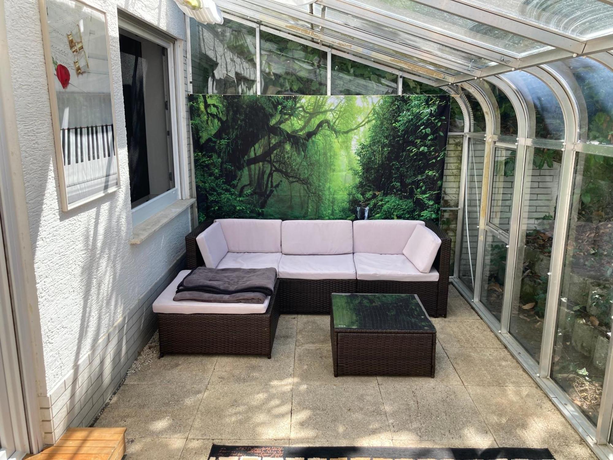 Appartement Amselweg Am Waldrand Gelegen Netflix Eigener Carport Uvm à Taunusstein Extérieur photo